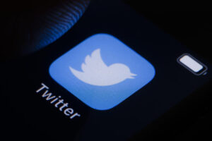 Read more about the article 7 Surprising ways Twitter can help you reach your Goal