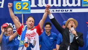 Read more about the article Joey Chestnut: The Savory Success Story in the Business of Hot Dog Eating Contests